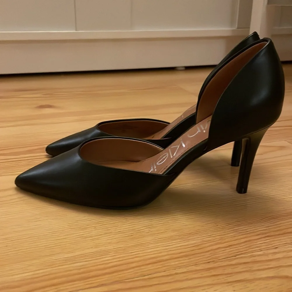 Calvin Klein Gloria D'orsay Heels - Picture 6 of 8